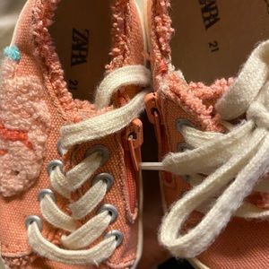 Zara toodler girl size 21 shoes
